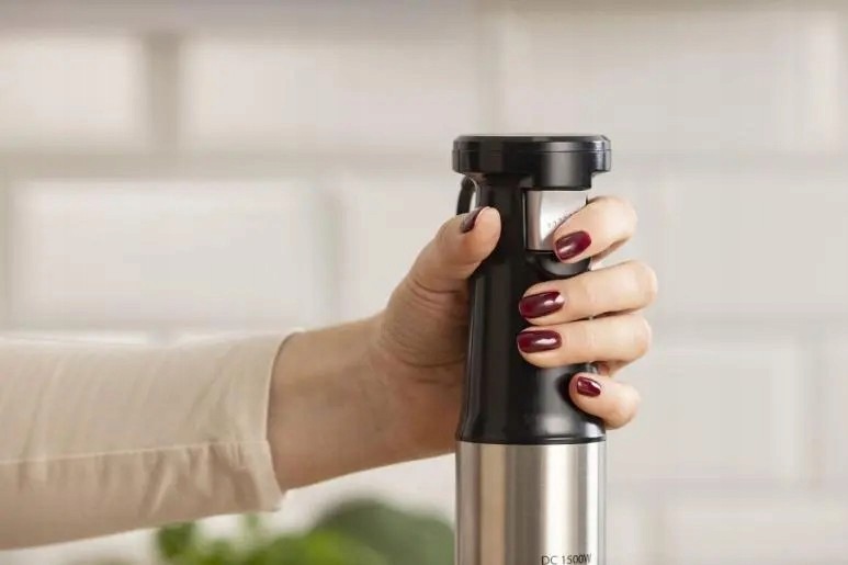 Blender ręczny Gorenje HBX1500VS 1500 W 600ml Zestaw siekaczka trzepaczka - obrazek 4
